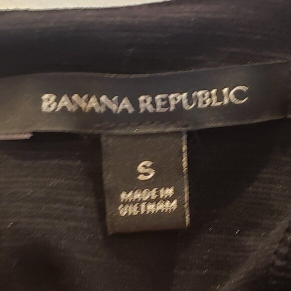 Banana Republic Black Short Sleeve Top with Textured detailing - Picture 6 of 10